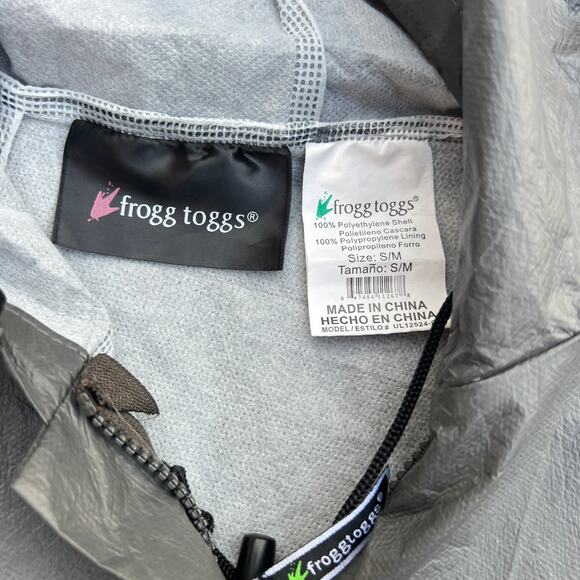 Frogg Toggs Grey Packable Ultra Light Waterproof Windbreaker Jacket Hood-sz S/M - Picture 3 of 9